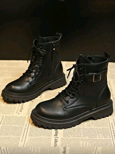 เช่าเสื้อโค้ท Freezy Chic Coat รองเท้า-0319BLBK หนัง สีดำ รุ่น 0319BLBK40