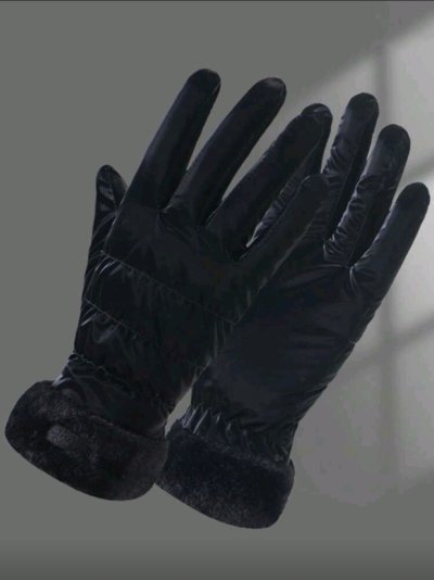 เช่าเสื้อโค้ท Freezy Chic Coat ถุงมือ ผ้าคอนตอน สีดำ รุ่น 0323VCBKF