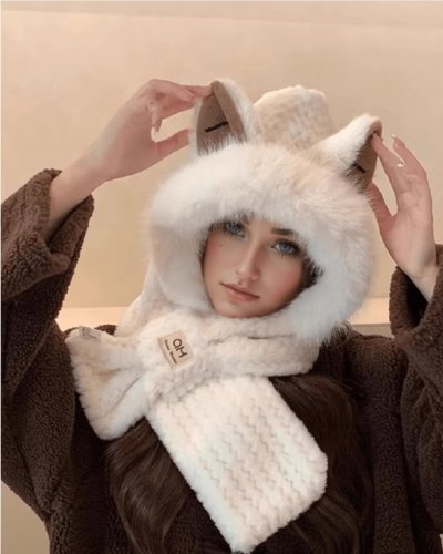 เช่าเสื้อโค้ท Freezy Chic Coat หมวก ผ้าขนสัตว์ สีขาว รุ่น 0414AWWTF