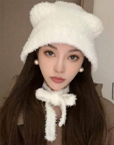 เช่าเสื้อโค้ท Freezy Chic Coat หมวก ไหมพรม สีขาว รุ่น 0415AoWTF