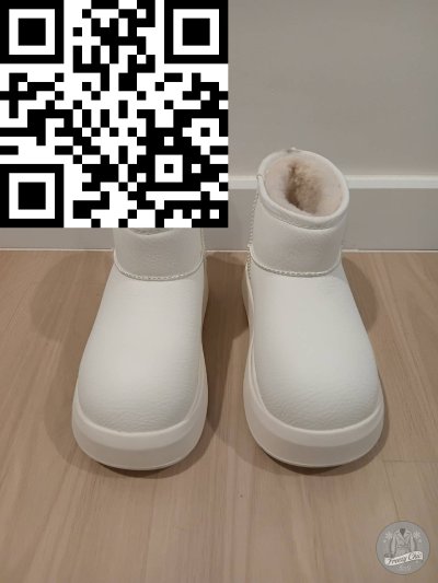 รองเท้าลุยหิมะ หนัง สีขาว หนัง สีขาว