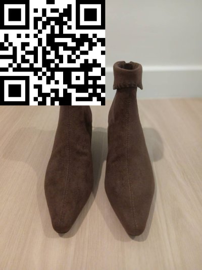 รองเท้า หนัง สีน้ำตาล