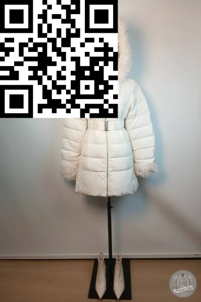 เสื้อโค้ทสั้น ขนเป็ด,โพลีนวม สีขาว ขนาด M