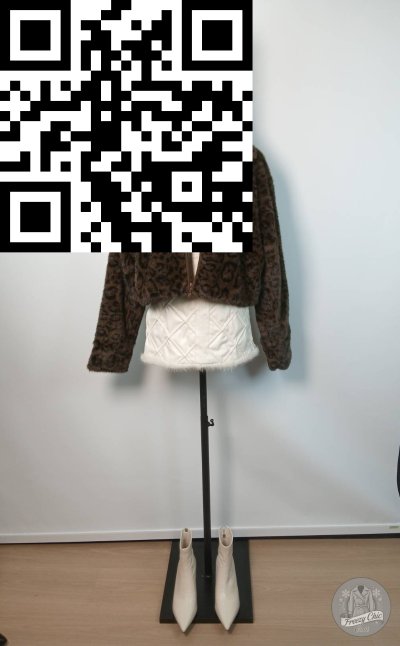 เสื้อโค้ทสั้น ผ้าขนแกะ สีน้ำตาล ขนาด M