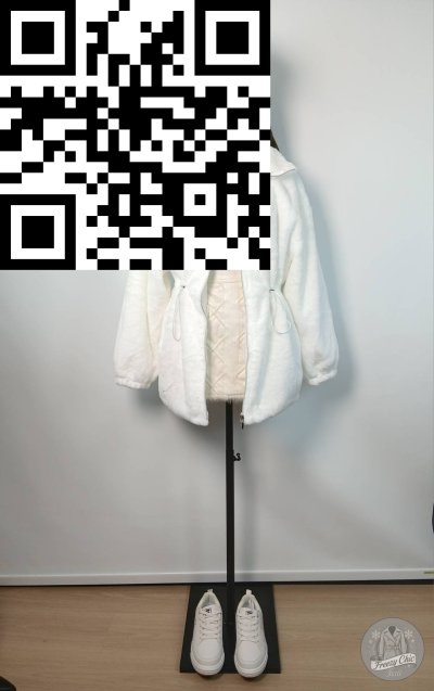 เสื้อกันหนาว ผ้าขนแกะ สีขาว ขนาด M