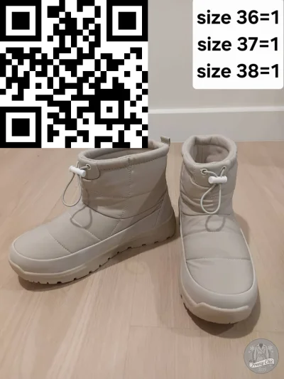 รองเท้าลุยหิมะหญิง  สีครีม