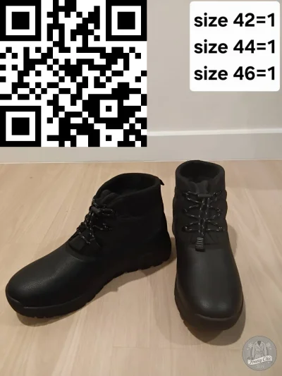 รองเท้าลุยหิมะหญิง  สีดำ