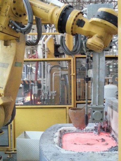 Aluminum Pouring Robot System