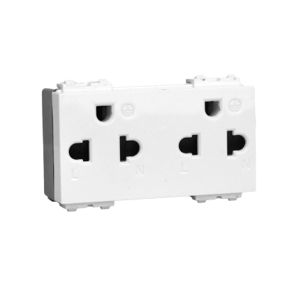 เต้ารับคู่มีกราวด์ 3 ขา แนวตั้ง 16 แอมป์ 250 โวลต์