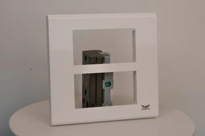 แผงหน้ากาก 6 ช่อง