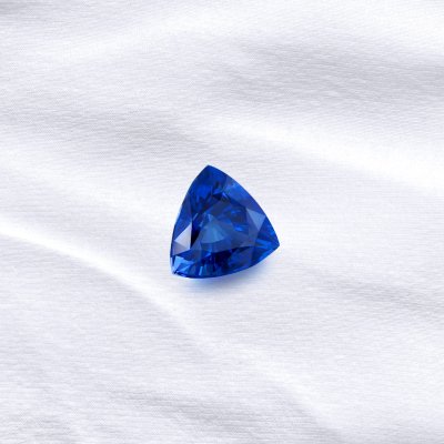 Fancy Blue Sapphire 5.48 ct.