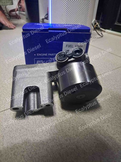 FUEL PUMP DEUTZ 2012 04297075 21019945 VOLVO EC210B