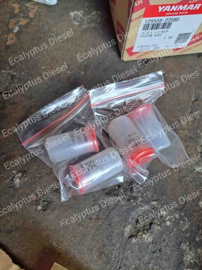 PISTON & RING PISTON YANMAR 4TNV84T 129508-22080