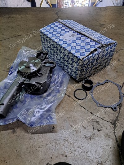 WATERPUMP MERCY OM904 9042000401 20200177 20160390400  - LASO
