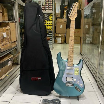 JAY TURSER JTS 300M HSS LPB  A-U - GITAR ELEKTRIK LAKE PLACID BLUE INCLUDE BAG