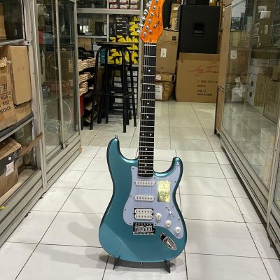 JAY TURSER JTS 300 HSS LPB A-U - GITAR ELEKTRIK LAKE PLACID BLUE INCLUDE BAG