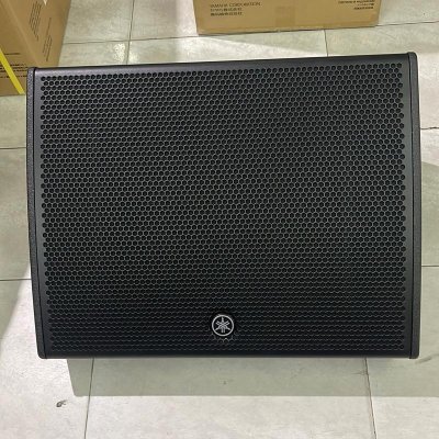 YAMAHA CHR 15M - Speaker 15" pasif, harga sepasang