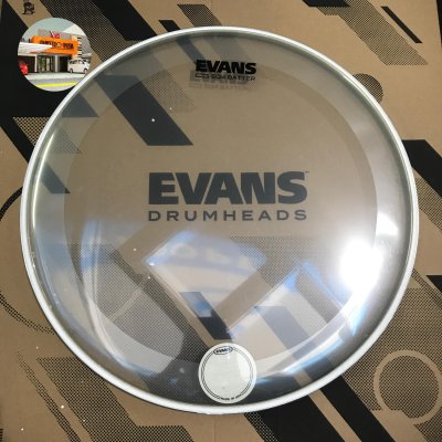 EVANS EQ4 BASS BATTER HEAD CLEAR 18 BD18GB4