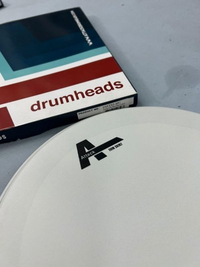 ATTACK THIN SKIN COATED 2 SERIES 2PLY MEDIUM THIN CLEAR DRUMHEAD 14INCH DHTS2-14C