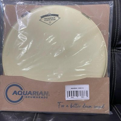 AQUARIAN HEAD DRUM MODERN VINTAGE II 14 INCH - SIZE 14"