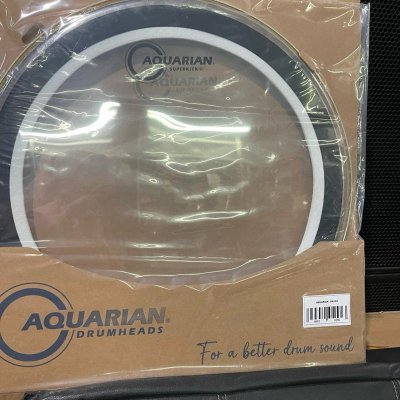 AQUARIAN HEAD DRUM SUPER KICK II 22 CLEAR - SIZE 22"