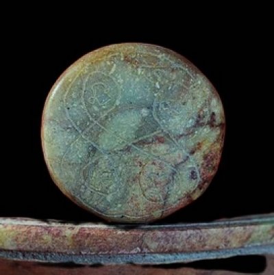 ครกบดยา หลวงพ่อสนิท วัดลำบัวลอย