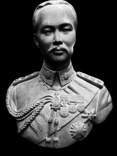 พระบรมรูป รัชกาลที่5 เนื้อสำริดเก่า ผิวหิ้ง