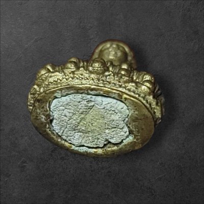 พระกริ่งหลัง พ.พาน หลวงปู่เย็น วัดสระเปรียญ