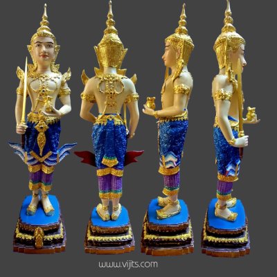 พระสยามเทวาธิราชถือถุงเงิน