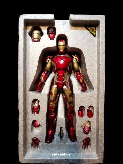 งาน iron man เก็บสะสมหลายรายการ