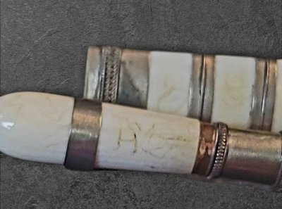 มีดปากกา หลวงพ่อจ้อย วัดศรีอุทุมพร จ.นครสวรรค์ ปี 49 NO.15  ความยาวใบขนาด 1.5 นิ้ว ด้าม 1.5 นิ้ว