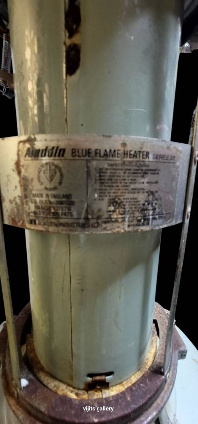 เครื่องฮีตเตอร์น้ำมันก๊าด Aladdin Blue Flame Kerosene Heater Made in England.สูง21 นิ้ว