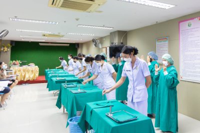 นักเรียนพนักงานผู้ช่วยพยาบาล เดอะแคร์การบริบาลรุ่นที่ 39 สอบวัดผลภาคทักษะก่อนออกฝึกภาคปฎิบัติ ( The Care Skill Day )