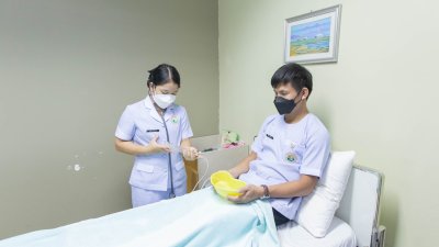 นักเรียนพนักงานผู้ช่วยพยาบาล เดอะแคร์การบริบาลรุ่นที่ 39 สอบวัดผลภาคทักษะก่อนออกฝึกภาคปฎิบัติ ( The Care Skill Day )