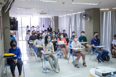 วันที่ 4 ตลาคม 2564 ปฐมนิเทศนักเรียนรุ่นที่ 40 ณ โรงเรียนเดอะแคร์การบริบาล