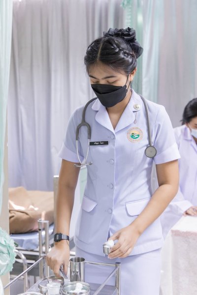 นักเรียนพนักงานผู้ช่วยพยาบาล เดอะแคร์การบริบาลรุ่นที่ 40 สอบวัดผลภาคทักษะก่อนออกฝึกภาคปฎิบัติ ( The Care Skill Day )