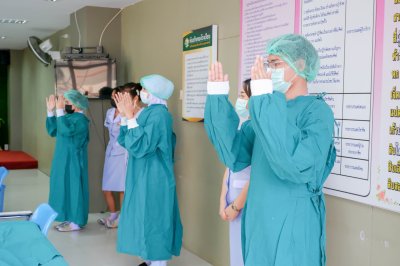 นักเรียนพนักงานผู้ช่วยพยาบาล เดอะแคร์การบริบาลรุ่นที่ 41 สอบวัดผลภาคทักษะก่อนออกฝึกภาคปฎิบัติ ( The Care Skill Day )