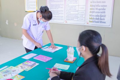 วันที่ 22 กุมภาพันธ์ 2565 นักเรียนพนักงานผู้การบริบาล รุ่น 41 สอบมาตรฐานฝีมือแรงงานแห่งชาติ ภาคความสามารถ สาขาการดูแลเด็กปฐมวัย ระดับ 1 ณ ศูนย์ทดสอบมาตรฐานฝืมือแรงงาน โรงเรียนเดอะแคร์การบริบาล อุบลราชธานี  ภาพเพิ่มเติมที่ : 