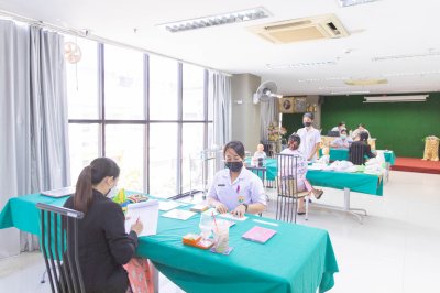 วันที่ 22 กุมภาพันธ์ 2565 นักเรียนพนักงานผู้การบริบาล รุ่น 41 สอบมาตรฐานฝีมือแรงงานแห่งชาติ ภาคความสามารถ สาขาการดูแลเด็กปฐมวัย ระดับ 1 ณ ศูนย์ทดสอบมาตรฐานฝืมือแรงงาน โรงเรียนเดอะแคร์การบริบาล อุบลราชธานี  ภาพเพิ่มเติมที่ : 