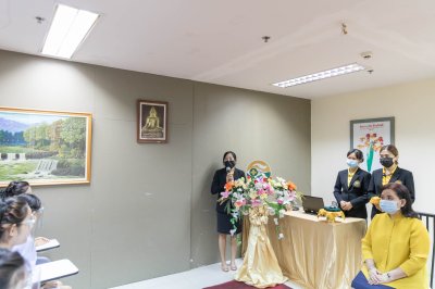 พิธีมอบเข็ม พนักงานผู้ช่วยทางการพยาบาลรุ่นที่ 42.1 ( รุ่นออนไลน์ ) ณ โรงเรียนเดอะแคร์การบริบาล