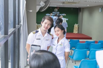 พิธีมอบเข็ม พนักงานผู้ช่วยทางการพยาบาลรุ่นที่ 43 ณ โรงเรียนเดอะแคร์การบริบาล