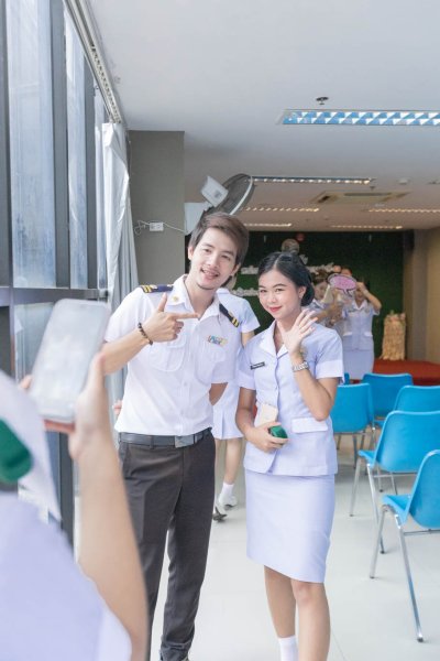 พิธีมอบเข็ม พนักงานผู้ช่วยทางการพยาบาลรุ่นที่ 43 ณ โรงเรียนเดอะแคร์การบริบาล