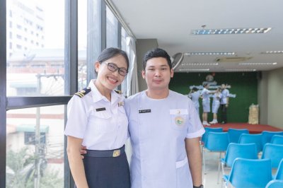 พิธีมอบเข็ม พนักงานผู้ช่วยทางการพยาบาลรุ่นที่ 43 ณ โรงเรียนเดอะแคร์การบริบาล