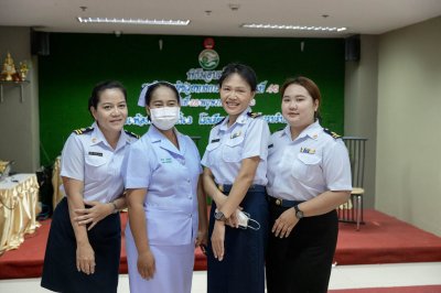 พิธีมอบเข็ม พนักงานผู้ช่วยทางการพยาบาลรุ่นที่ 46 ณ โรงเรียนเดอะแคร์การบริบาล 