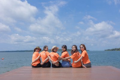 รับน้อง นักเรียนพนักงานผู้ช่วยพยาบาลโรงเรียนเดอะแคร์การบริบาล รุ่น 47
