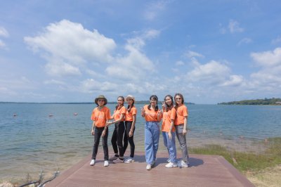 รับน้อง นักเรียนพนักงานผู้ช่วยพยาบาลโรงเรียนเดอะแคร์การบริบาล รุ่น 47