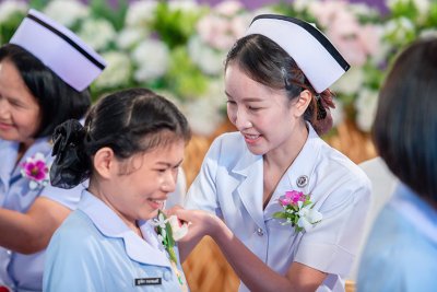 พิธีรับใบประกาศนียบัตร และรับมอบเข็ม ปี 2562