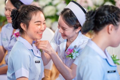 พิธีรับใบประกาศนียบัตร และรับมอบเข็ม ปี 2562