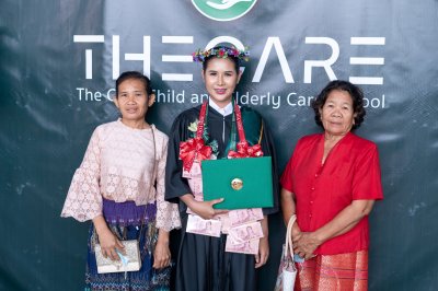 พิธีรับใบประกาศนียบัตร และรับมอบเข็ม ปี 2565