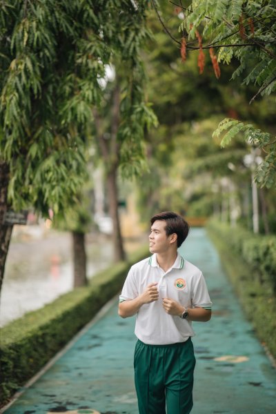 ชุดเครื่องแบบโรงเรียน